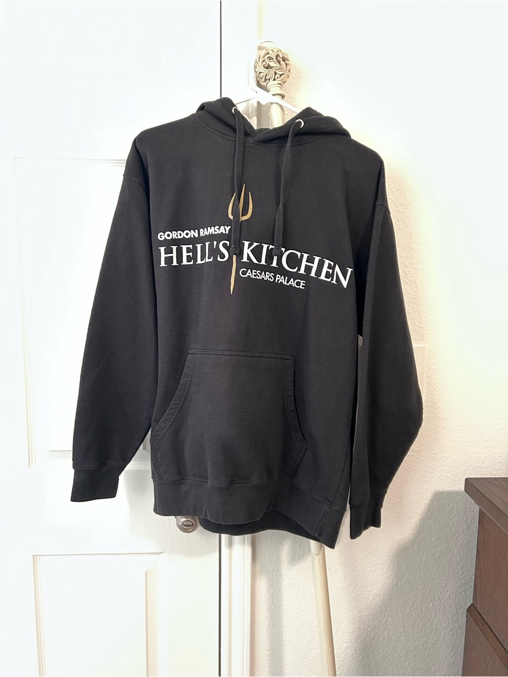 Hell’s Kitchen Gordon Ramsay Caesars Palace Hoodie Large